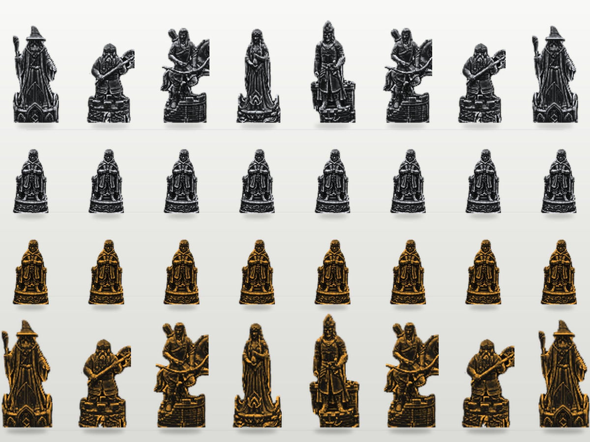 Dunkles Fantasy-Reich-Schachfigurenset – komplett 32-teilig – Ansicht 2