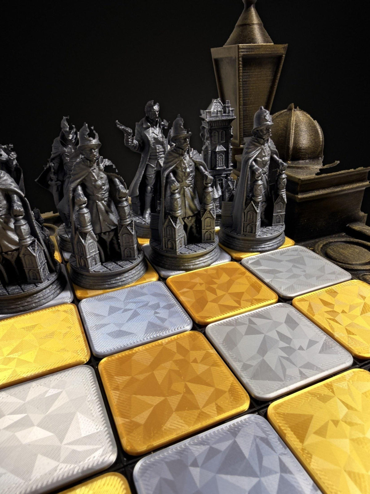 Sherlock Schachspiel handbemalt – Viktorianisches London Schachbrett mit 32 Figuren – Detektiv, Bobbys & Gaslaternen – Geschenk – Ansicht 2