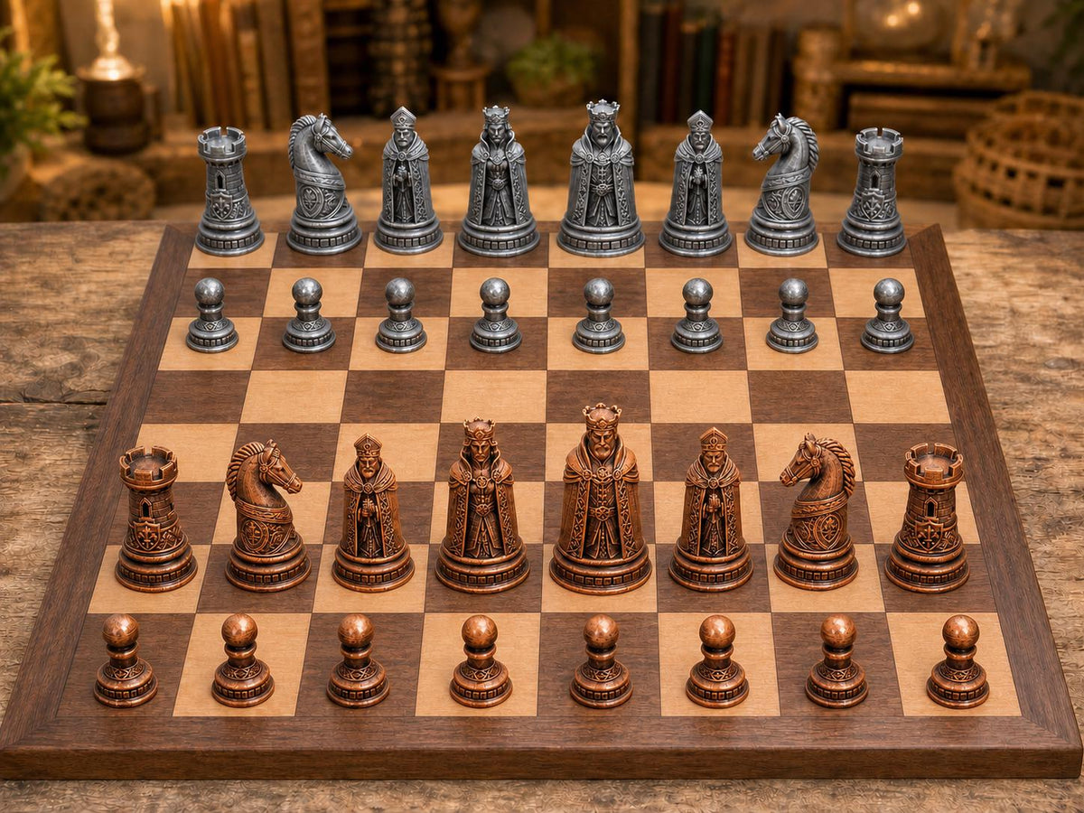 Moderne Hofgesellschaft – komplettes 32-teiliges Schachfigurenset – Ansicht 2