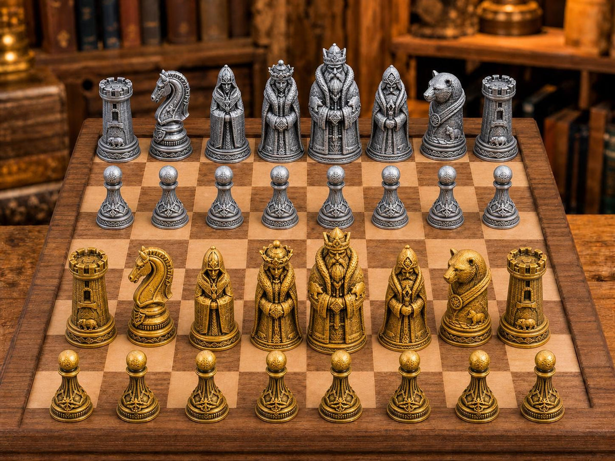 Könige der Arktis – komplettes 32-teiliges Schachfigurenset – Ansicht 1