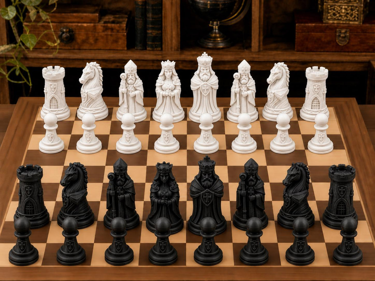 Historischer Kreuzorden – komplettes 32-teiliges Schachfigurenset – Ansicht 3